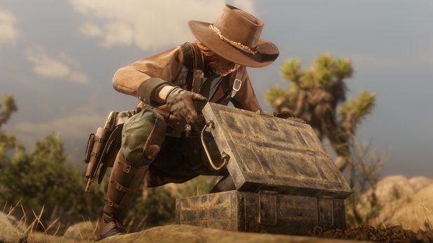 The temptation is high, but opening the dubious treasure chest in Red Dead Online is not worth a spell.
